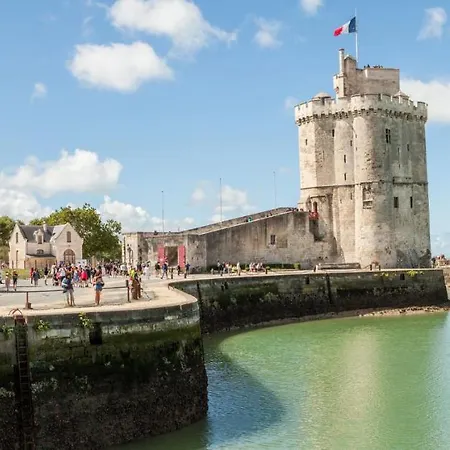 Apartmán Cocon Iode Cosy Au Centre De - Marche Au Bout De La Rue A 1 Min, Lumineux Et Complet Avec Tv Et Wifi La Rochelle (Charente-Maritime)