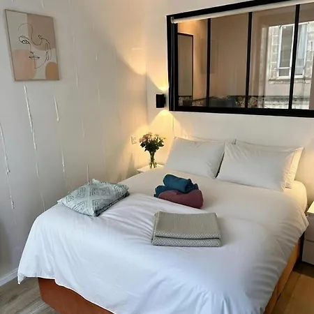 Cocon Iodé Cosy équipé, Baigné De Lumière, Situé Au Cœur De à 1min à Pied Du Marché Avec Tv Et Wifi Apartamento *