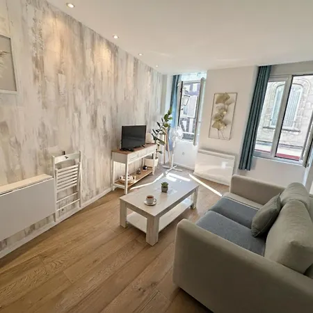 Apartamento Cocon Iodé Cosy équipé, Baigné De Lumière, Situé Au Cœur De à 1min à Pied Du Marché Avec Tv Et Wifi